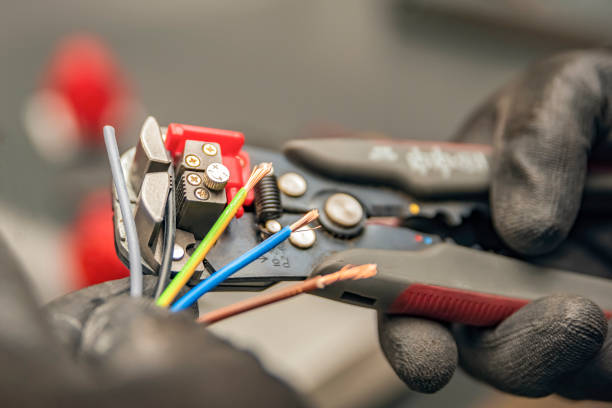Best Local Electrician Companies  in University Park, MD